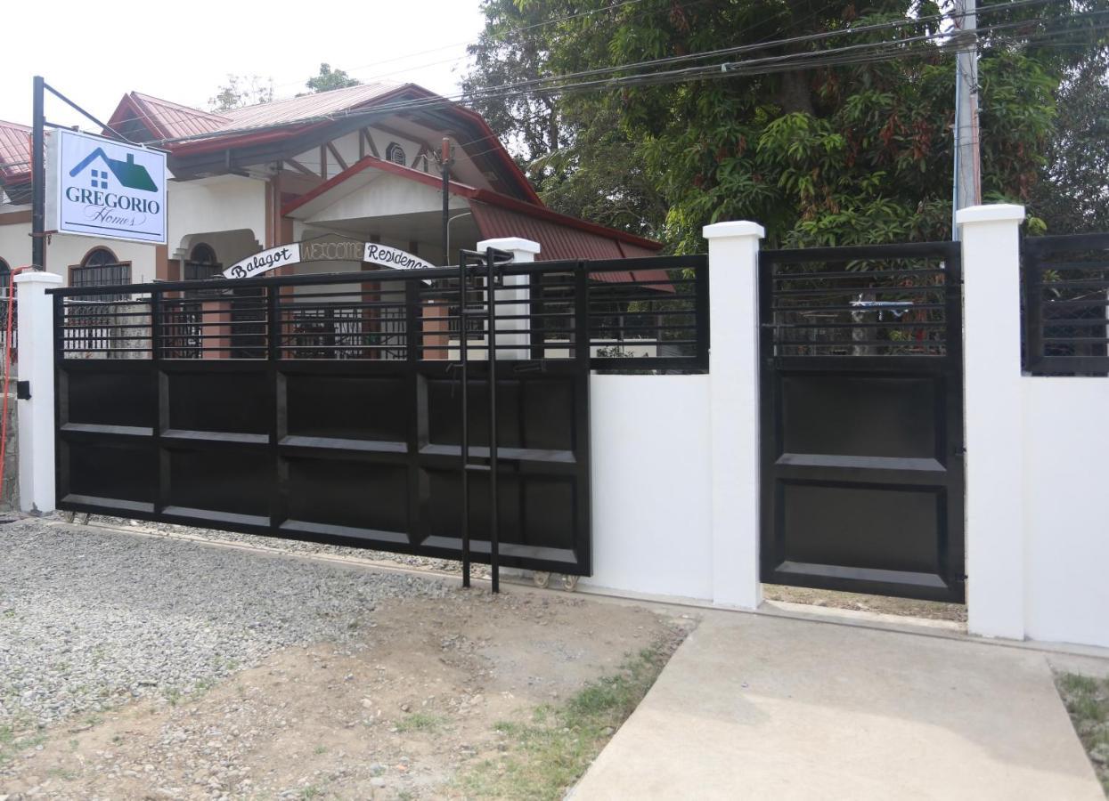Gregorio Homes Bauang Bagian luar foto
